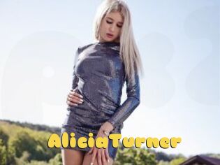 AliciaTurner
