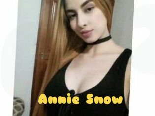 Annie_Snow