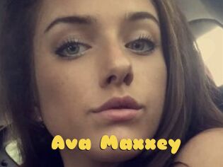 Ava_Maxxey