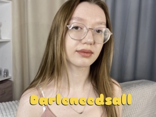 Darleneedsall