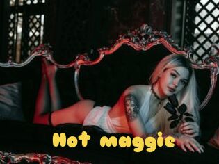 Hot_maggie
