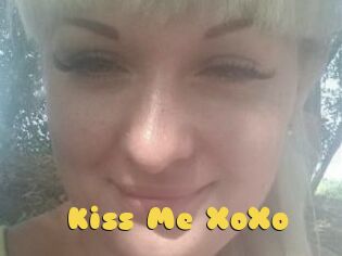 Kiss_Me_XoXo