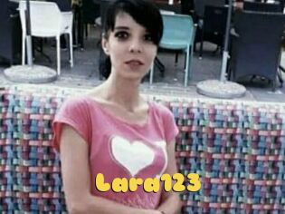 Lara123