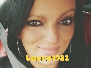 Laura1982