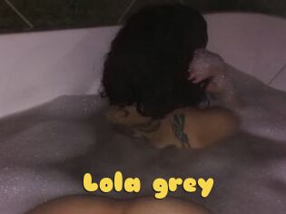 Lola_grey