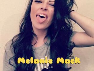 Melanie_Mack
