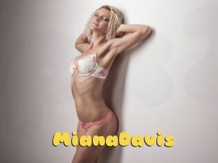 MianaDavis