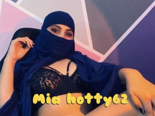 Mia_hotty62