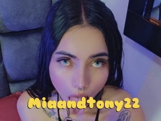 Miaandtony22