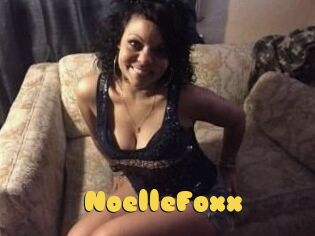 Noelle_Foxx