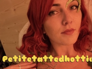 Petitetattedhottie