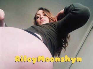 RileyMoonshyn
