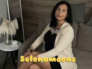 Selenamoons