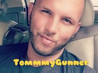 TommmyGunner