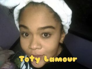 Toty_Lamour