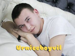 Urniceboyvil